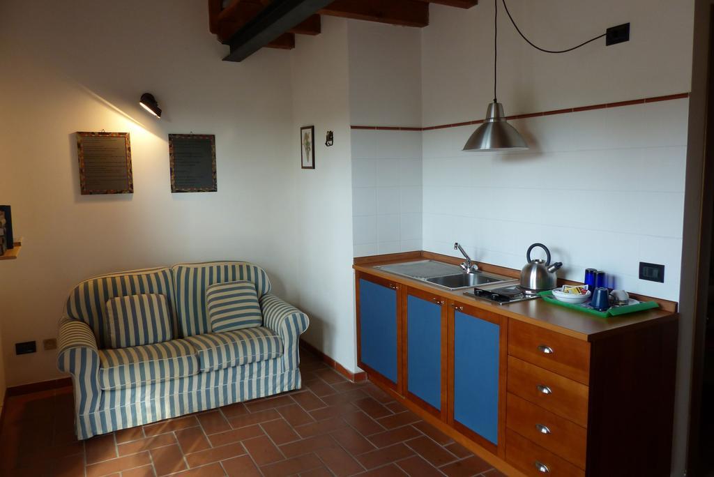 Arriga Alta Villa Lonato Room photo